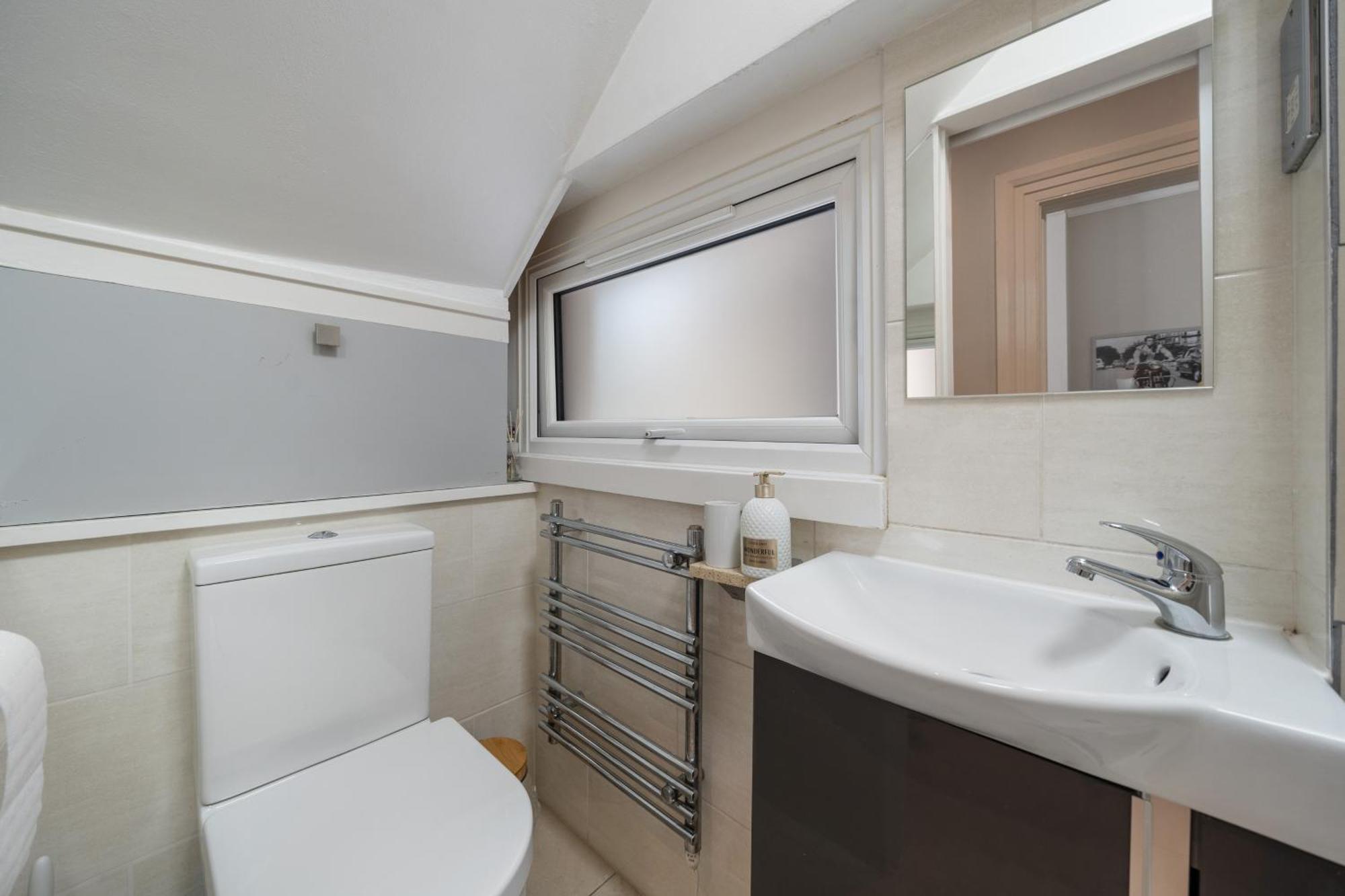 Modern Studio Apartment Londres Exterior foto
